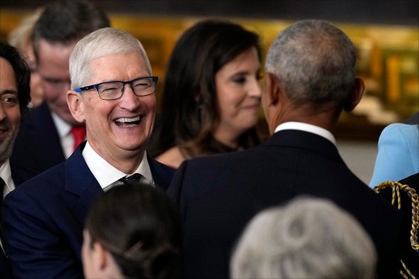 Apple announces $500 billion US investment including huge AI factory